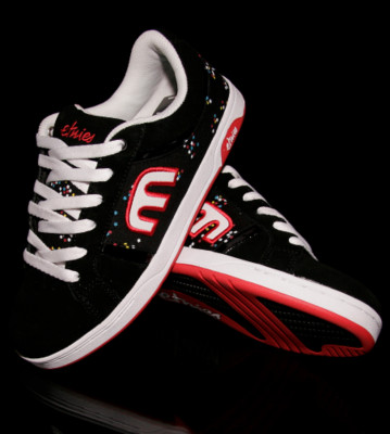 Etnies W Shoes Slammer black/red