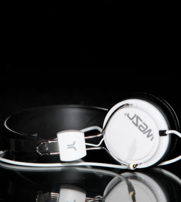 Wesc Headphones Bongo white/grey