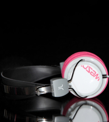 Wesc Headphones Bongo Seasonal grey/pink payle grey