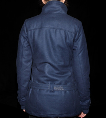 Bench W Winterjacket Earl Melton black iris