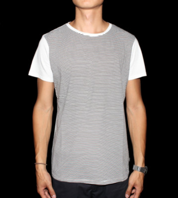 Wesc T-Shirt Lewie white/black