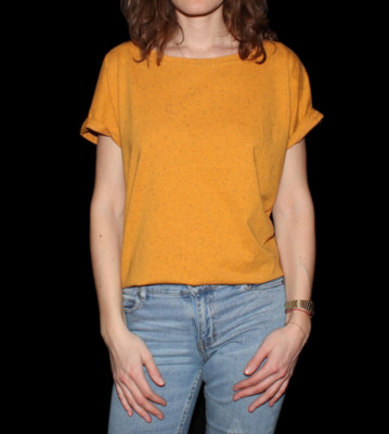 Suit W T-Shirt Bell yellow tinsel
