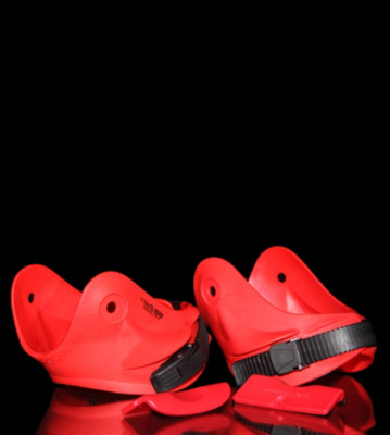 Remz Cuffs & Backslideplates red