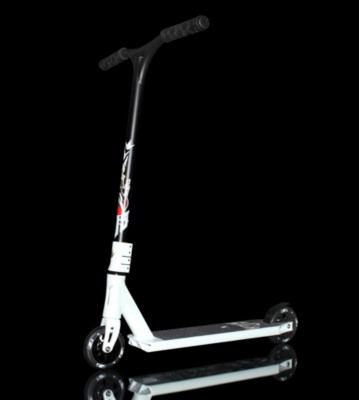 Blunt Scooter KOS Complete white